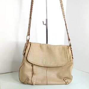 Brighton- D632927 - Vintage Fold Over Flap Leather Messenger Shoulder Bag -Beige